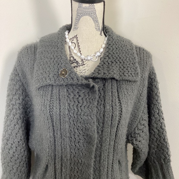 Women’s Grey Wool Cardigan Knit 3/4 Kimono Sleeves SnapOn Button Down Jacket - Picture 2 of 3
